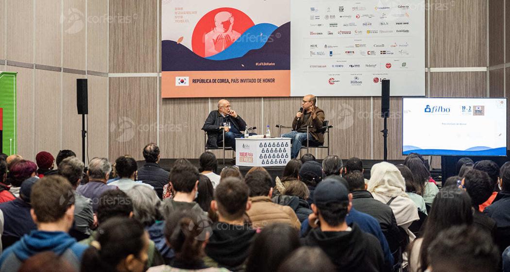 Premiación literaria en escenario cultural colombiano